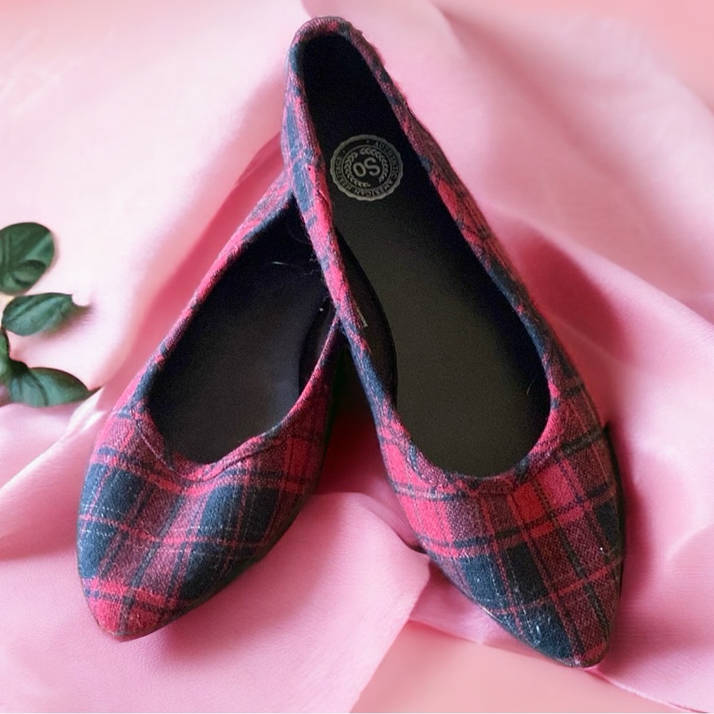 So Red and Black Plaid Flats